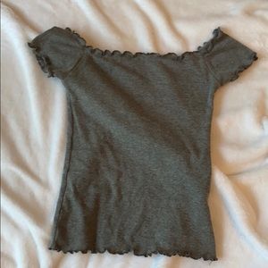 GREY OFF THE SHOULDER CROP TOP